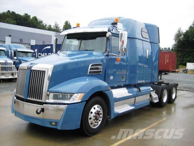 Western Star 5700 XE 牵引车