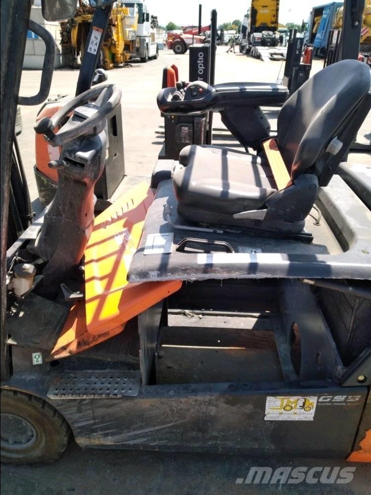 Doosan B 18 T-7 电动叉车
