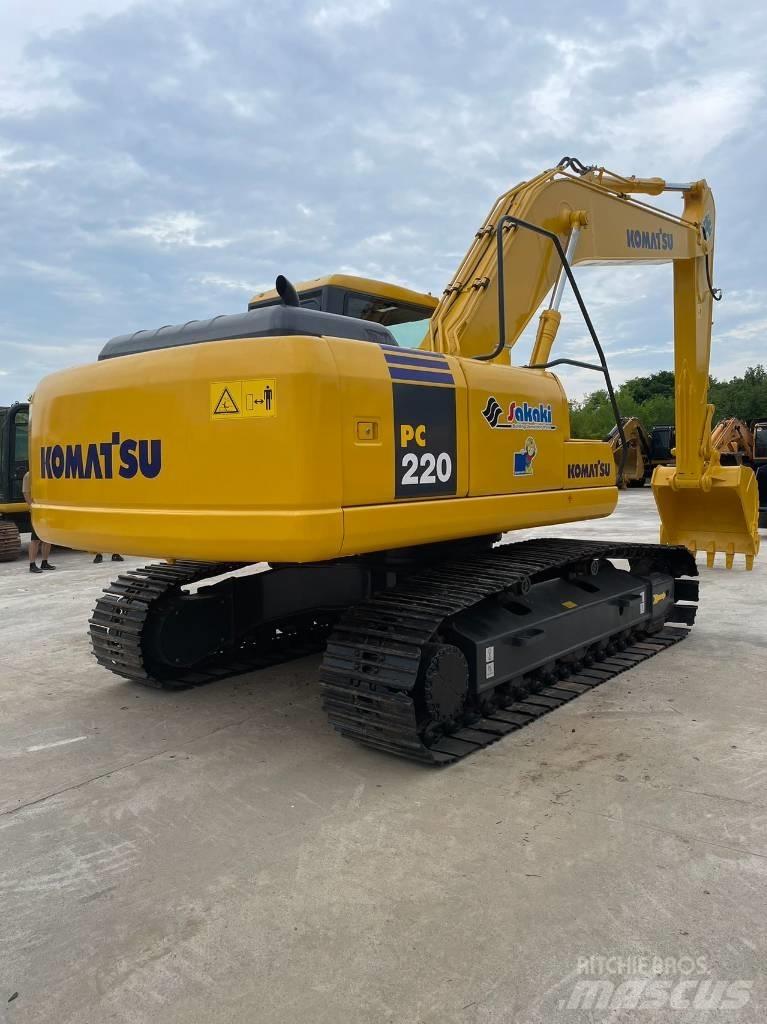 Komatsu pc220-7 履带挖掘机