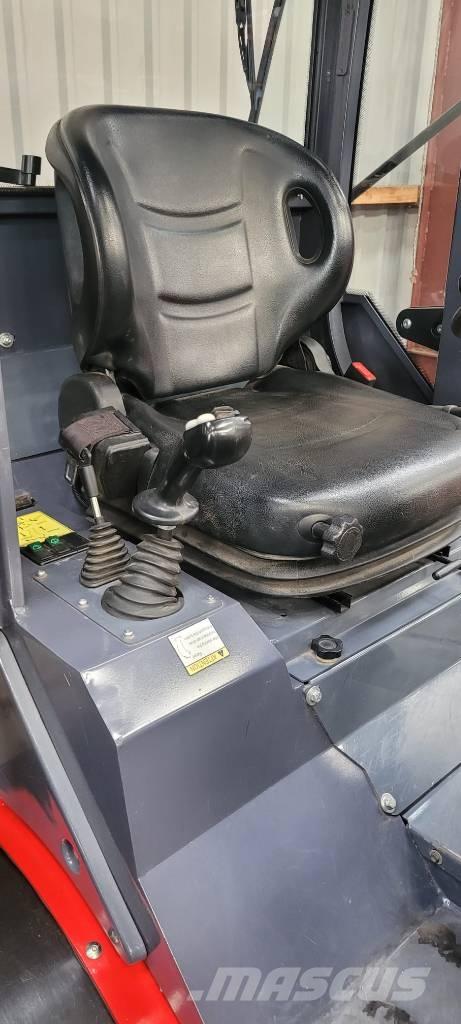 VM Loader 1036 LXC 小型装载机