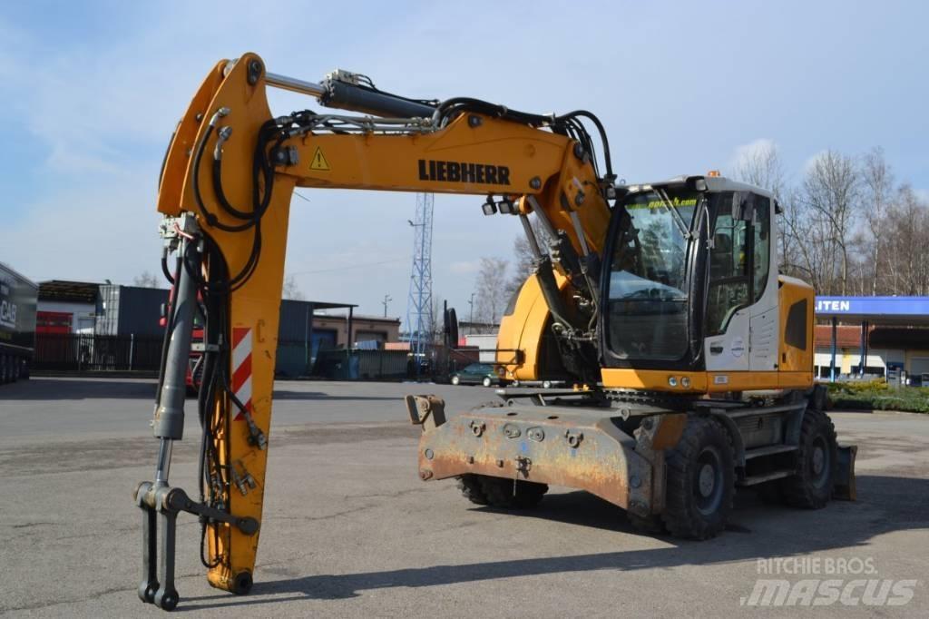 Liebherr A 918 轮式挖掘机