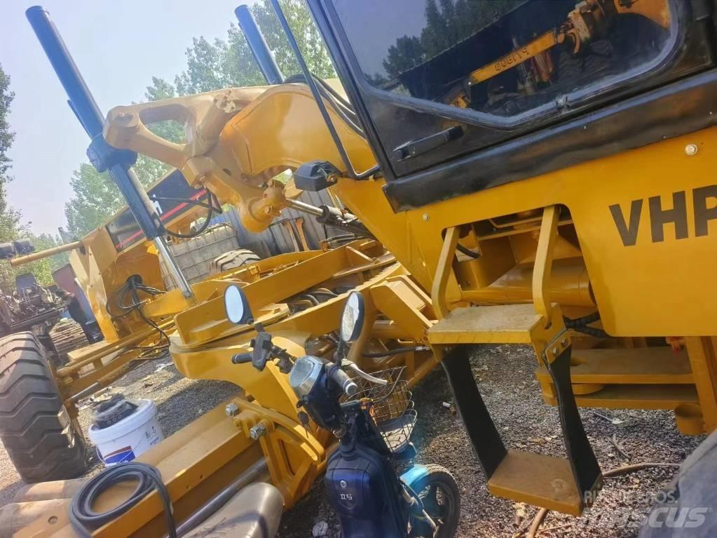 CAT 140H 平地机/推土机