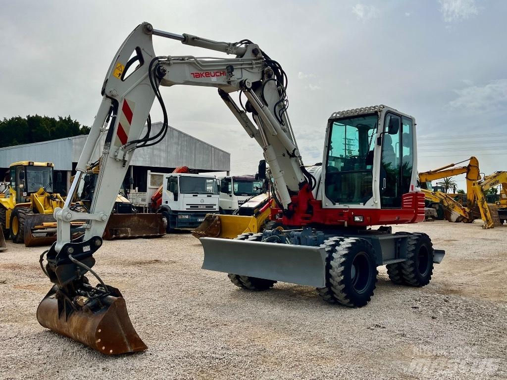 Takeuchi TB 295 轮式挖掘机
