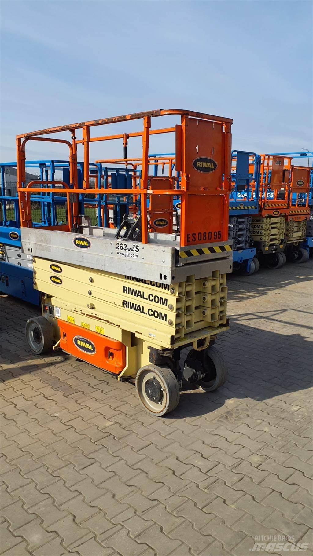 JLG 2630ES 剪叉式升降机