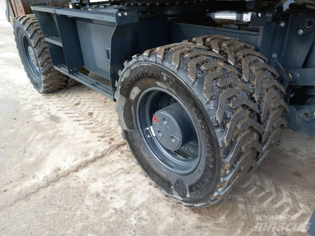 Komatsu PW160-11E0 轮式挖掘机