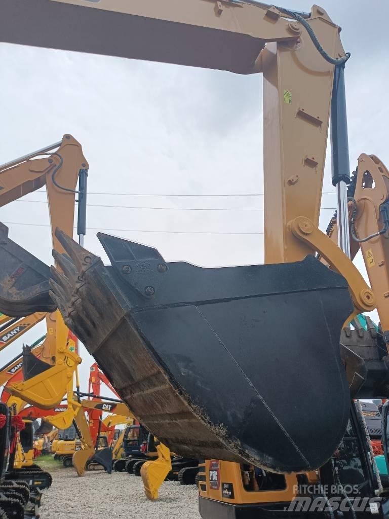 CAT 307 小型挖掘机