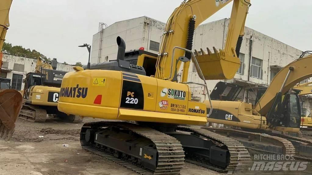 Komatsu pc220-8 履带挖掘机