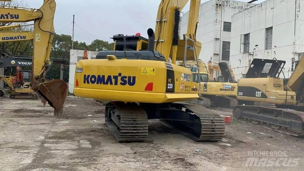 Komatsu pc220-8 履带挖掘机