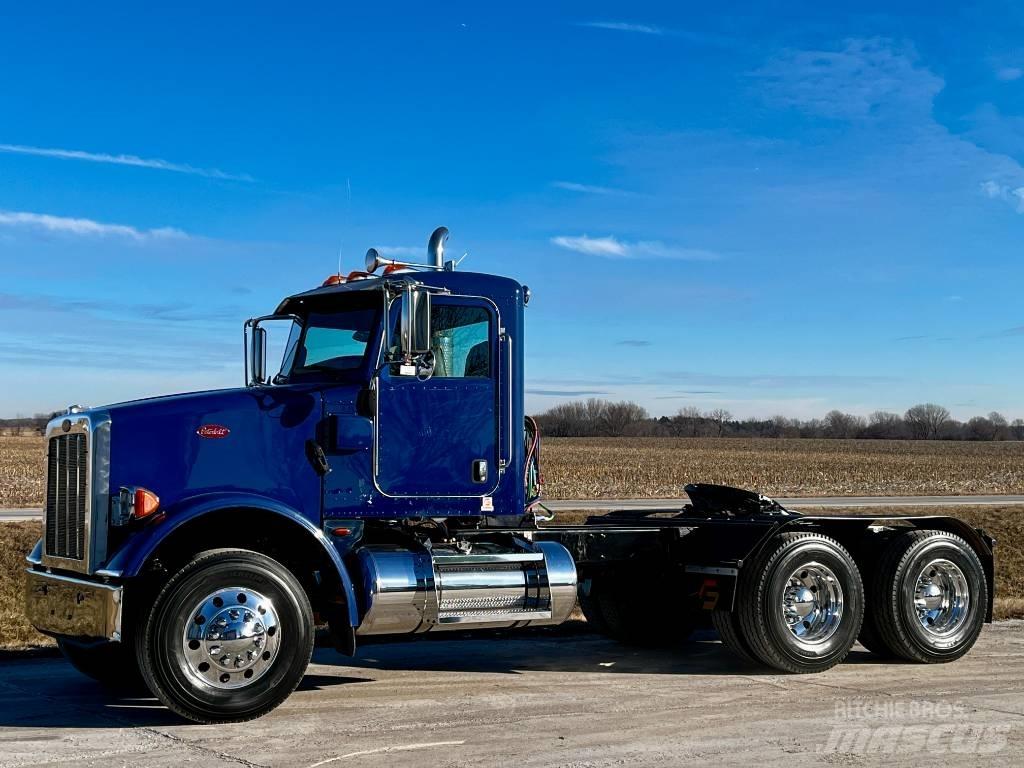 Peterbilt 365 牵引车