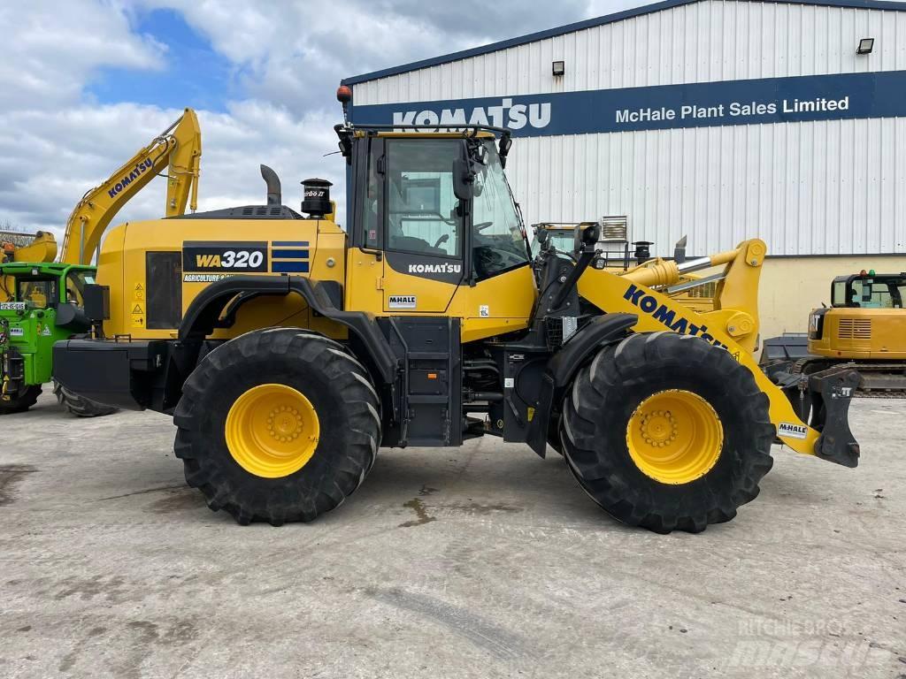 Komatsu WA320-8 轮式装载机