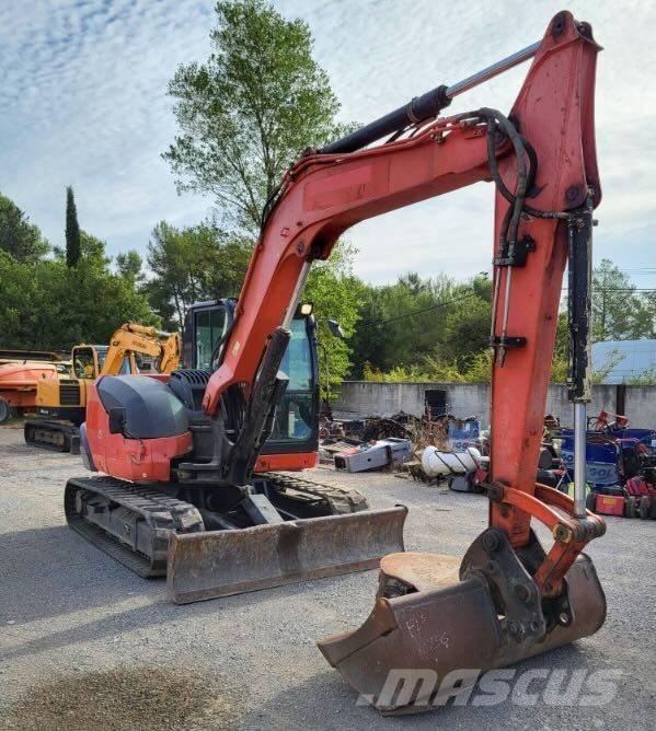 Kubota KX 080-4 中型挖掘机