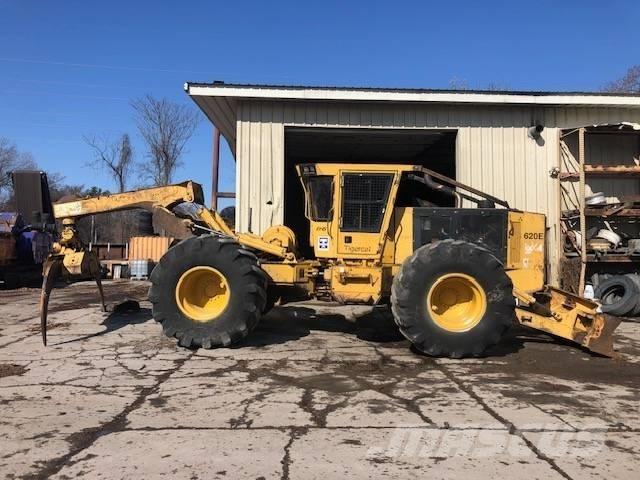 Tigercat 620 粉碎机