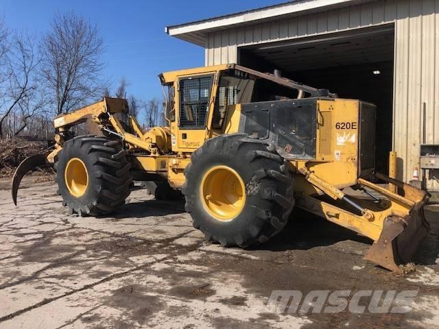 Tigercat 620 粉碎机