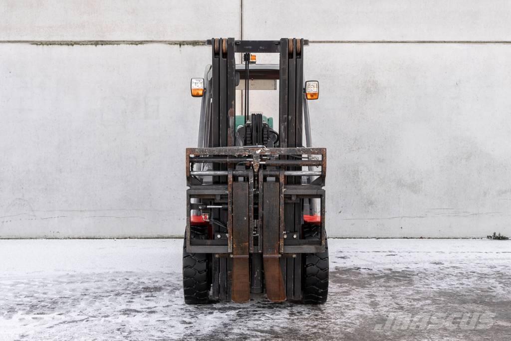 Manitou MI 35 G 天然气叉车