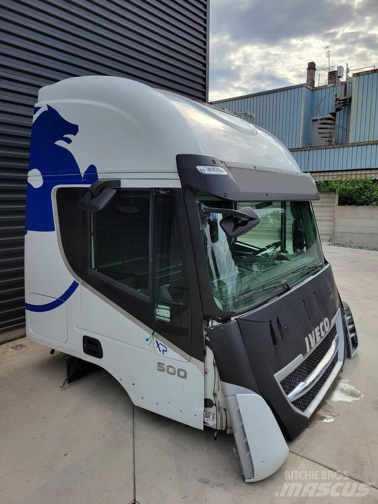 Iveco AS 驾驶室与内部