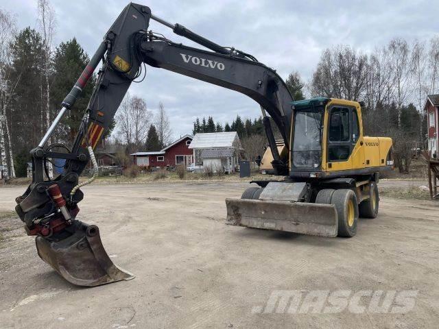 Volvo EW 180 B 轮式挖掘机