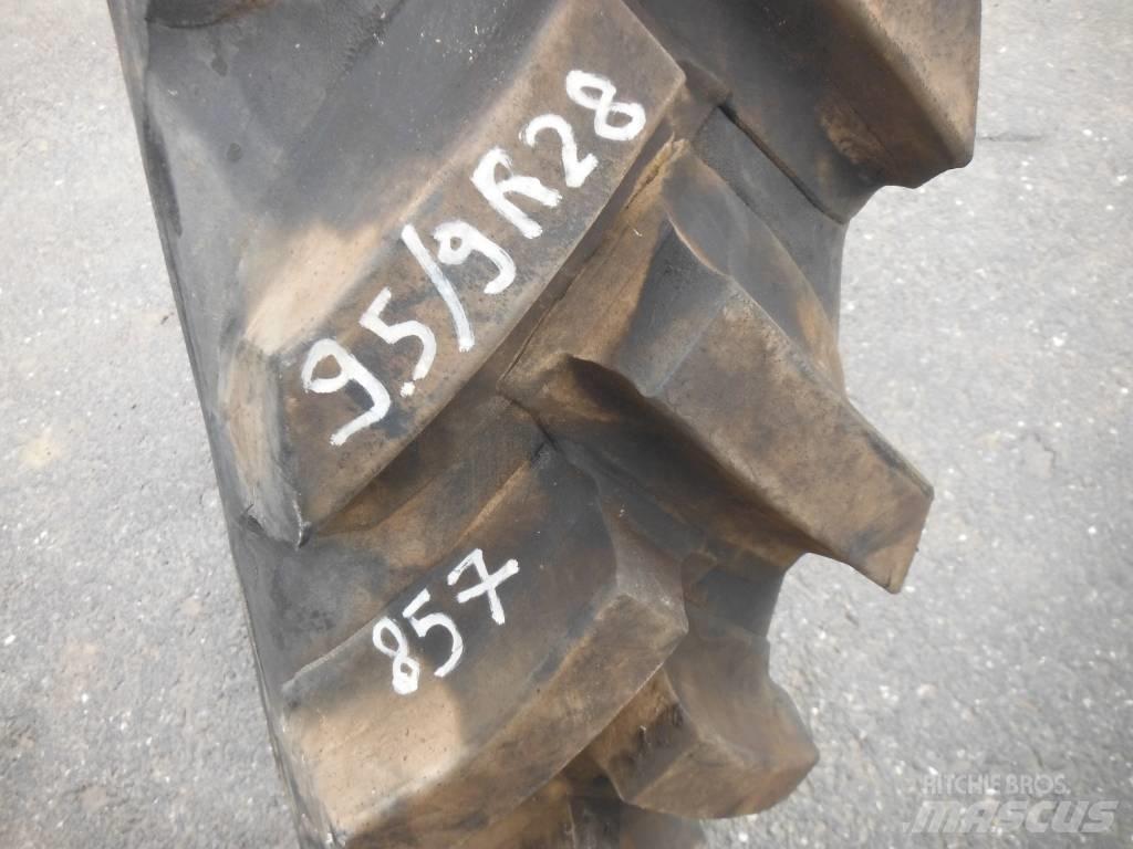 Michelin 9.5/9R28 轮胎、车轮、轮圈