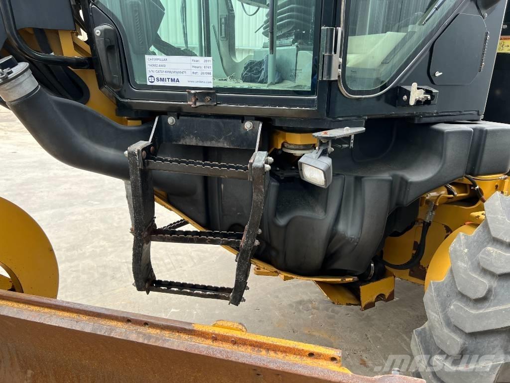 CAT 140M2 AWD 平地机/推土机