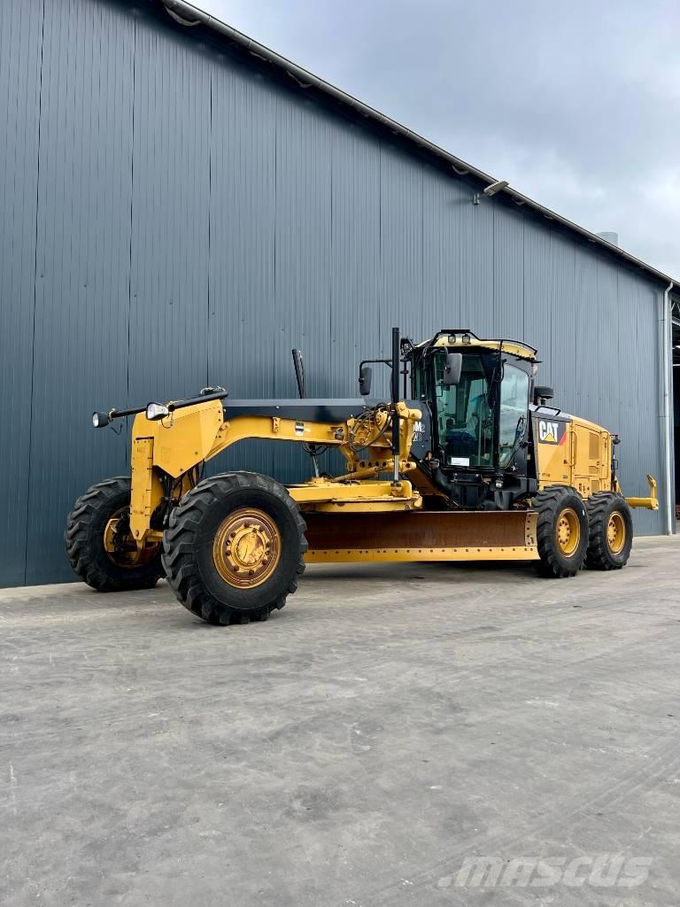CAT 140M2 AWD 平地机/推土机