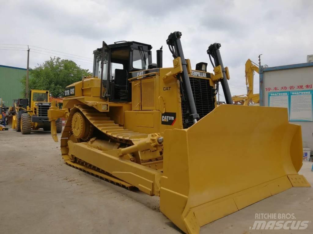 CAT D 7 R 履带式推土机