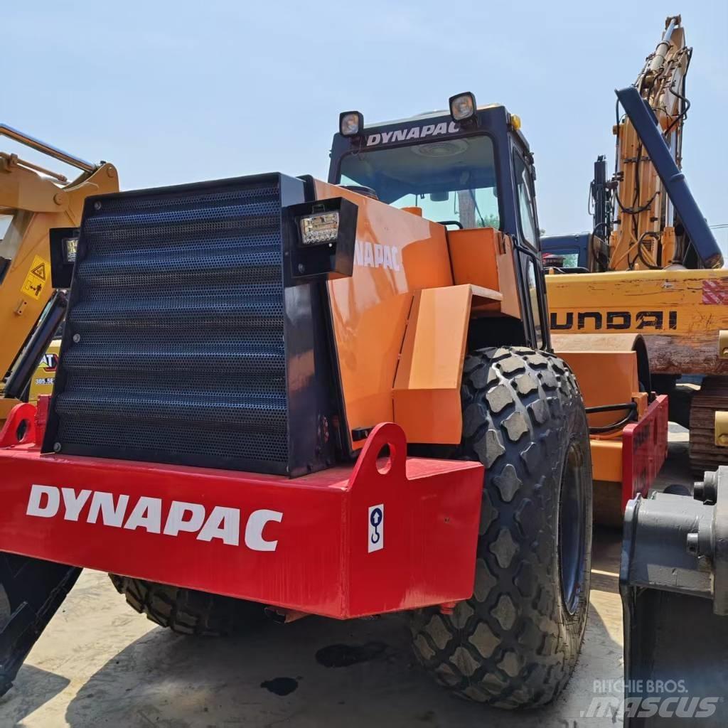 Dynapac CA25D 单轮压路机