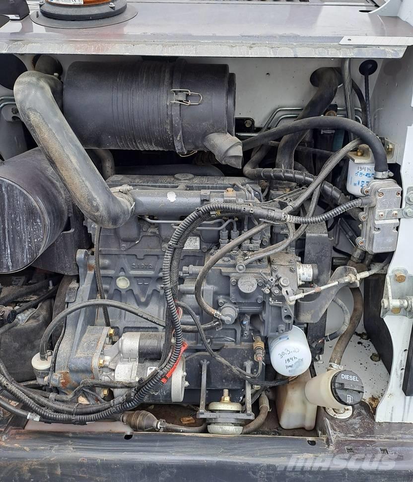 Bobcat S 450 滑移装载机