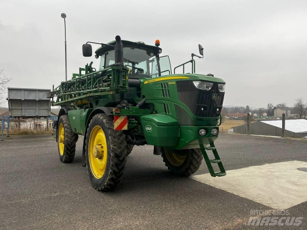 John Deere R4040i 自走式喷雾机