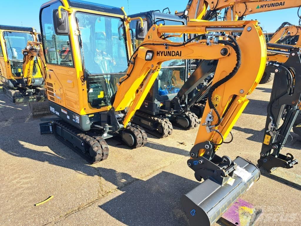 Hyundai R18-9AK 小型挖掘机