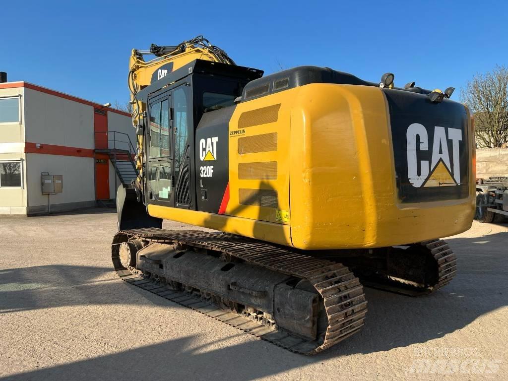 CAT 320 FL 履带挖掘机
