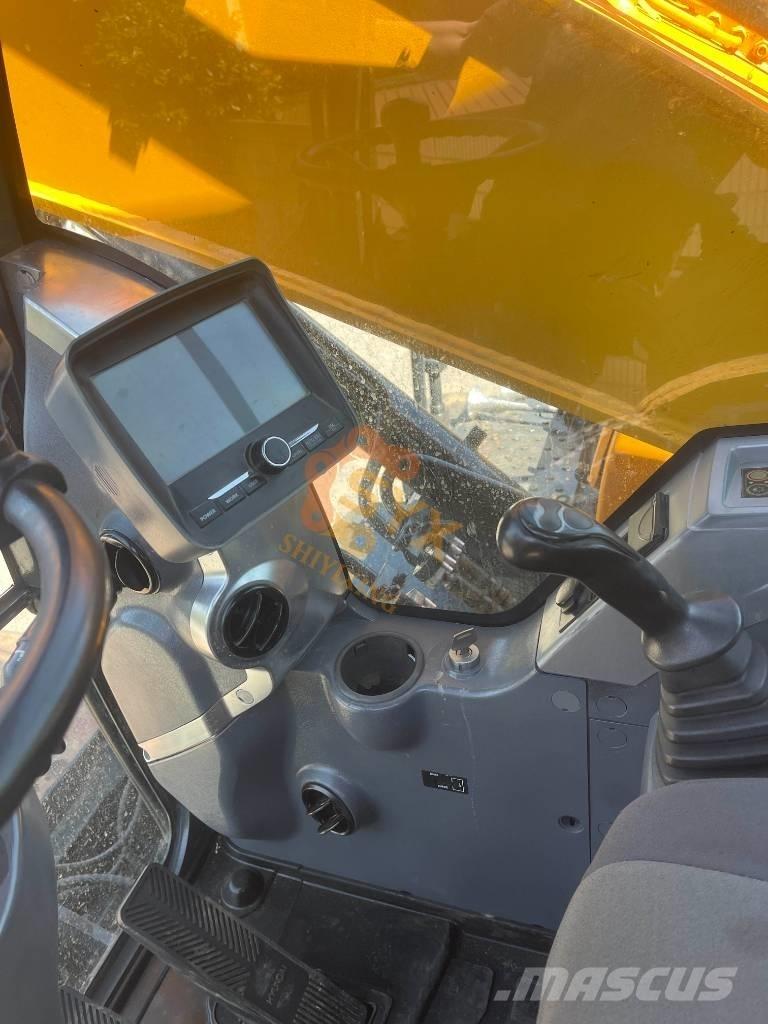 Hyundai 210W-9 轮式挖掘机
