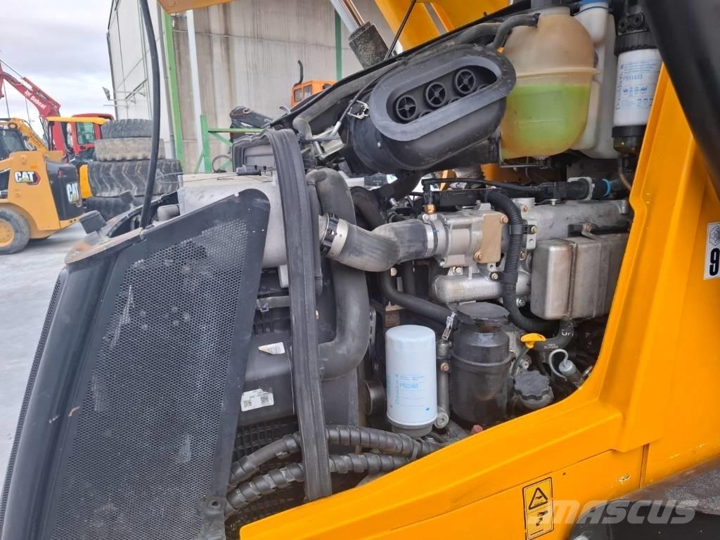 JCB 3 CX 反铲装载机