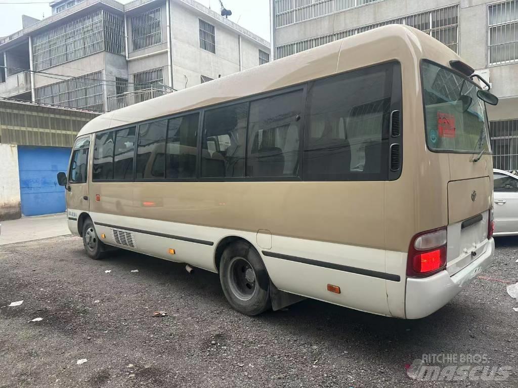 Toyota Coaster 公路客运汽车