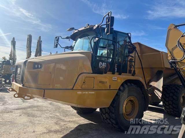 CAT 730 铰接式自卸车