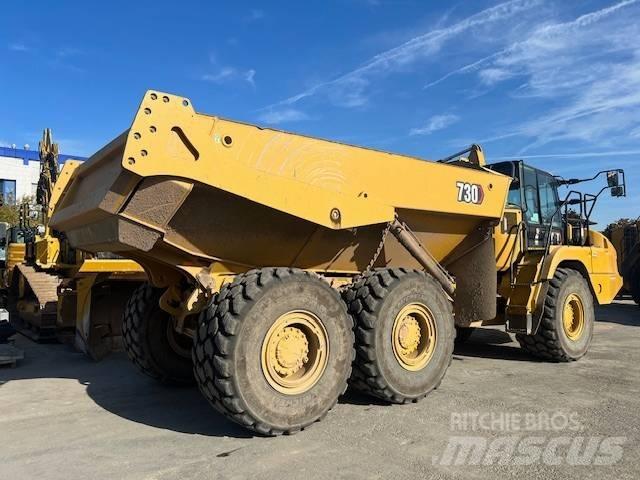 CAT 730 铰接式自卸车