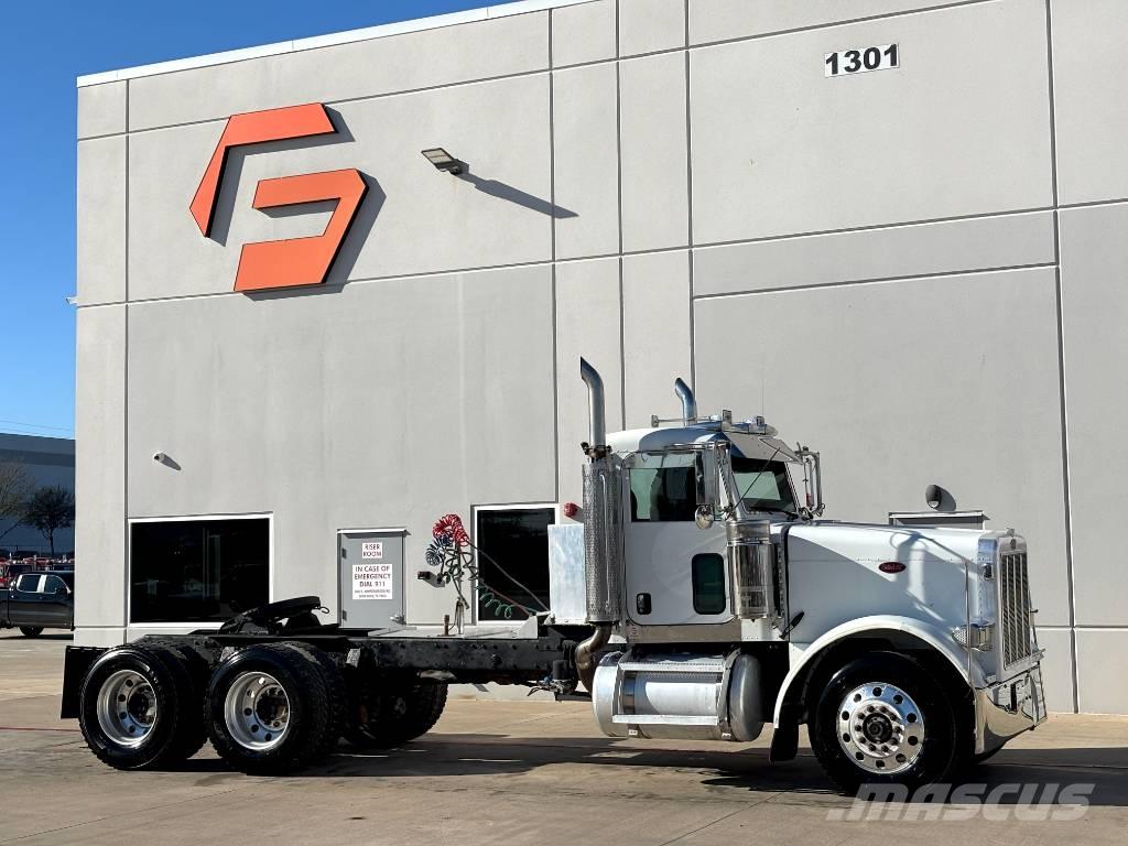 Peterbilt 379 牵引车