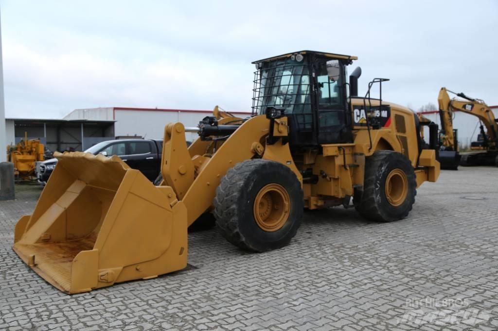 CAT 950M 轮式装载机