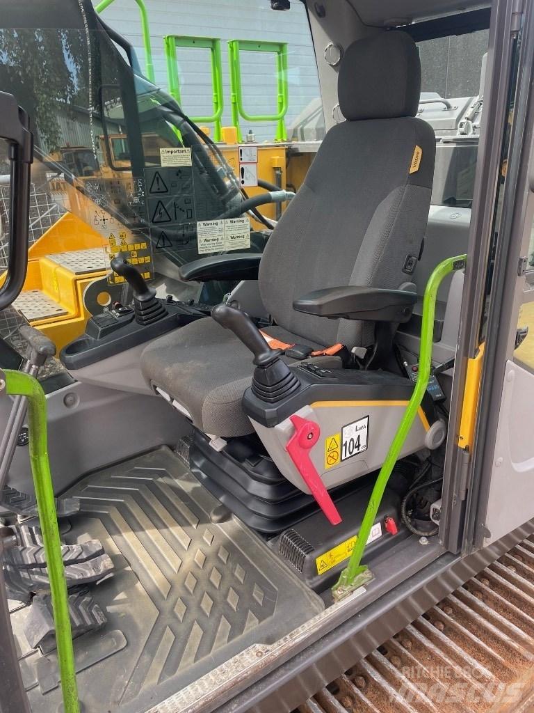 Volvo EC300EL 履带挖掘机