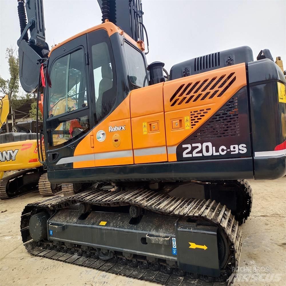 Hyundai 220LC-9S 履带挖掘机