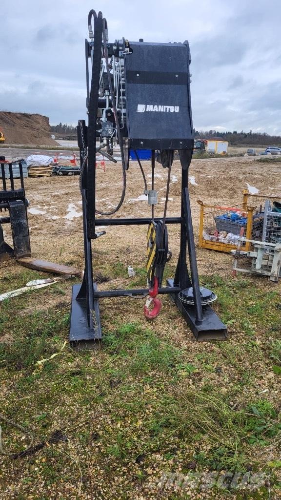 Manitou MHT 790 伸缩臂叉装车|叉装车