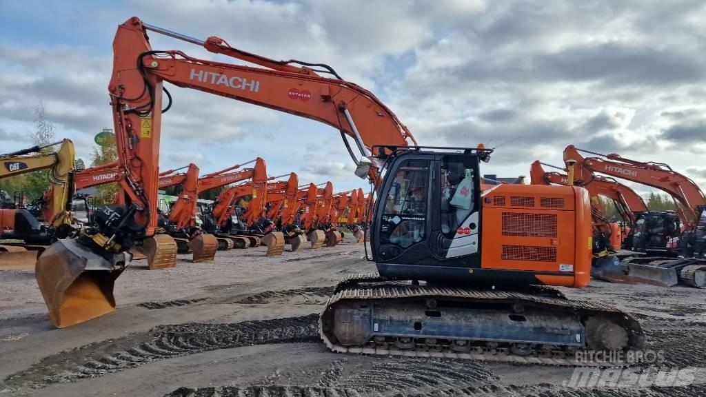Hitachi ZX225USRLC-6 履带挖掘机