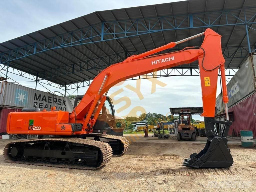 Hitachi EX 200 履带挖掘机