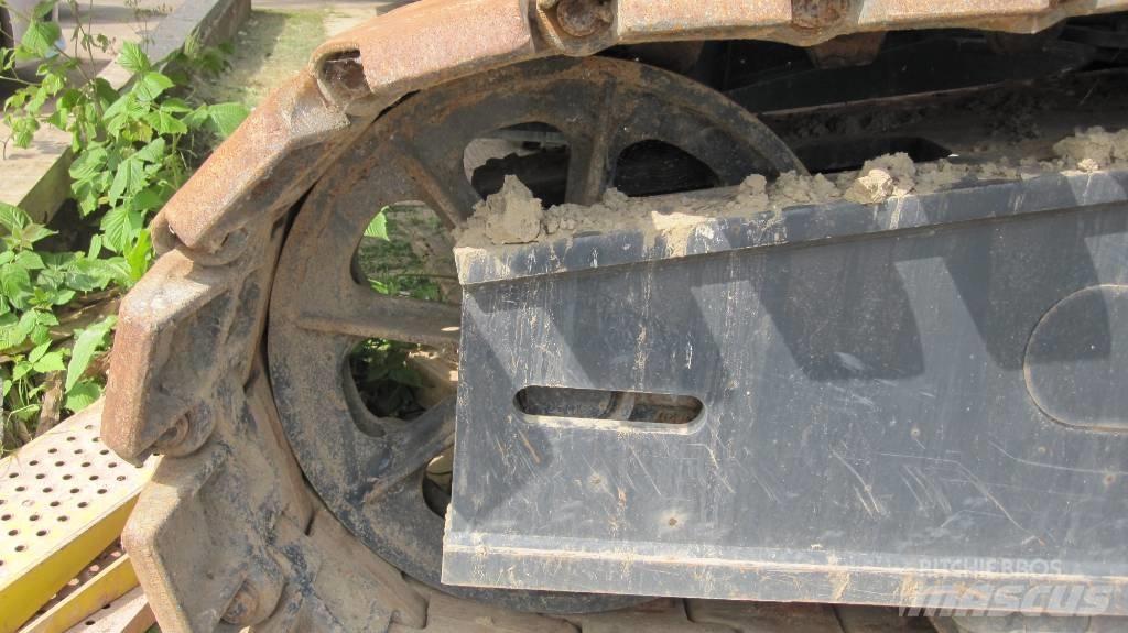 Kobelco CKE 1100 G 履带起重机