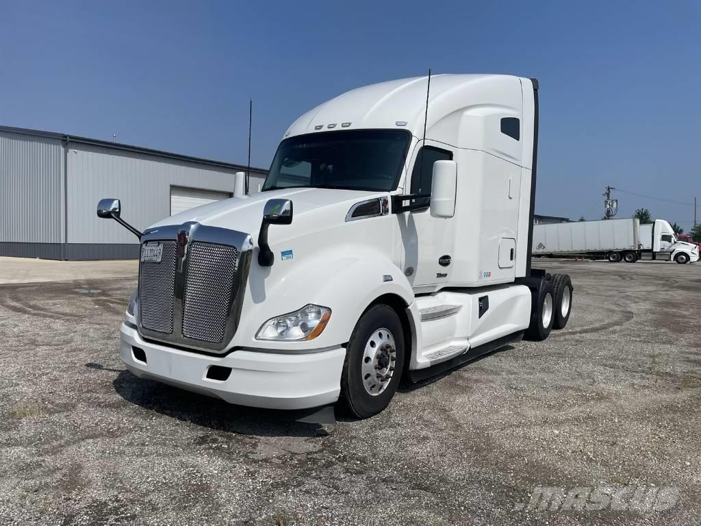 Kenworth T 680 牵引车