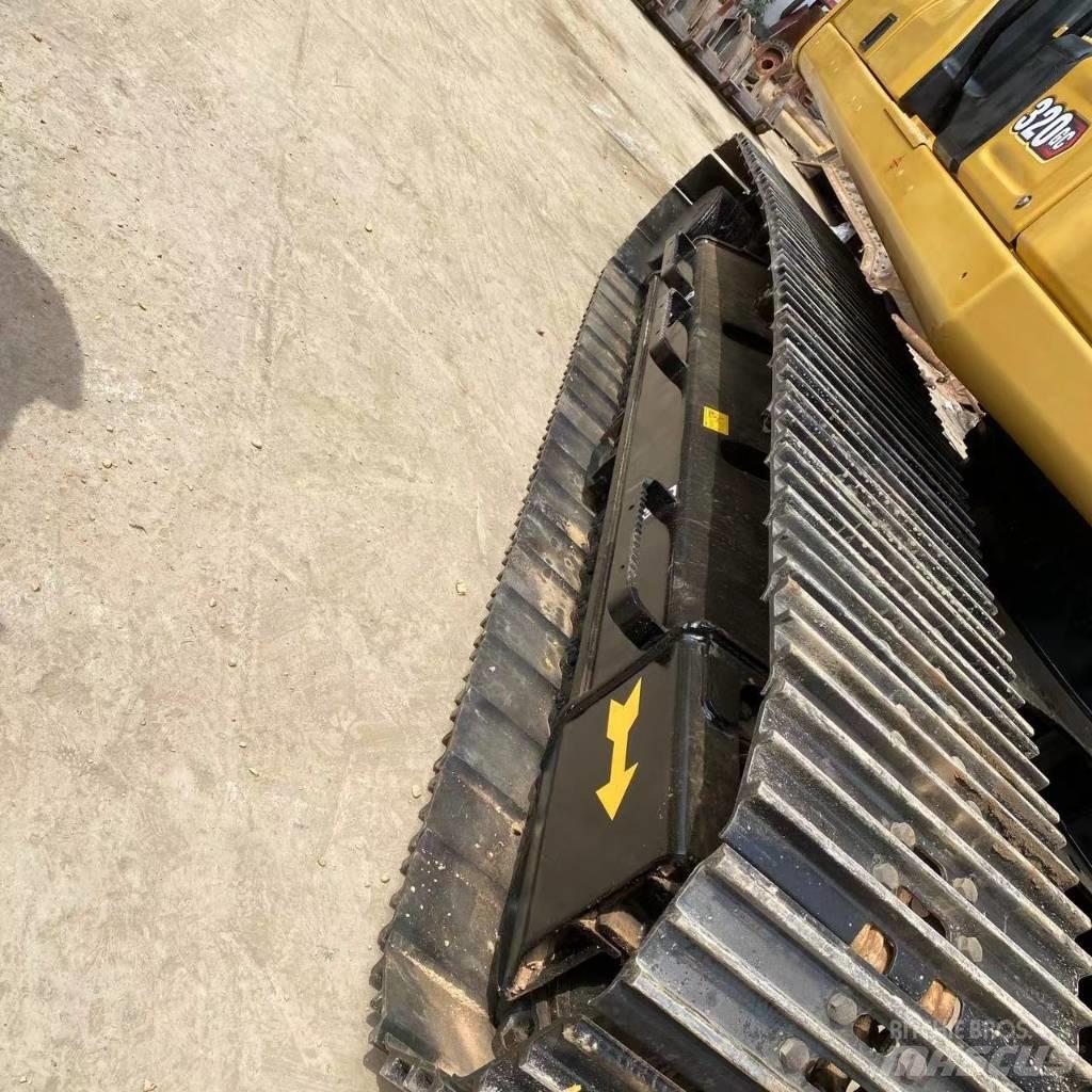 CAT 320 GC 履带挖掘机