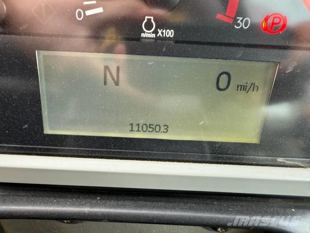 CAT 730 C 铰接式自卸车