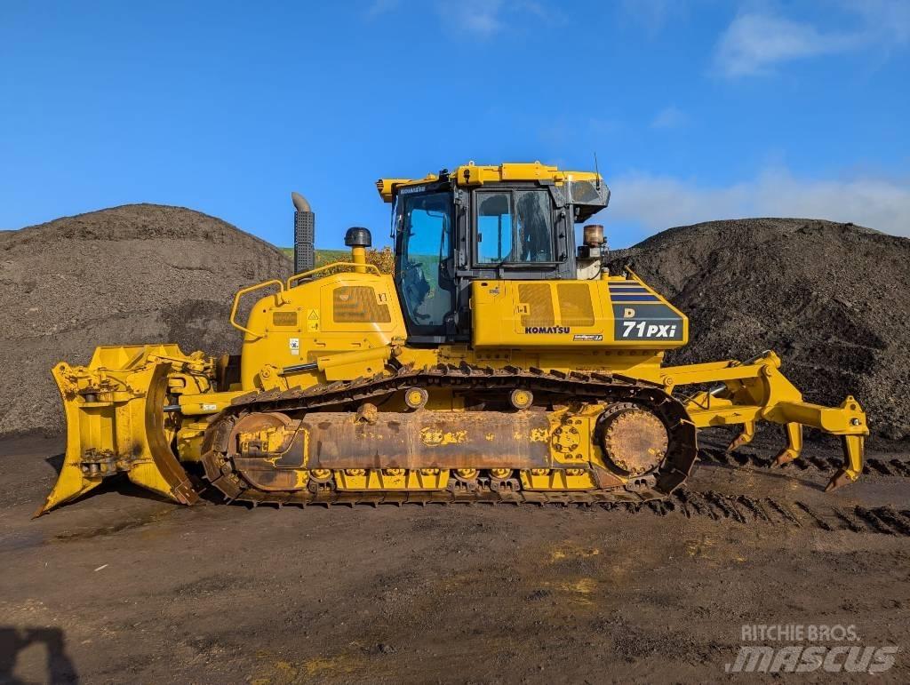 Komatsu D71PXi-24 履带式推土机