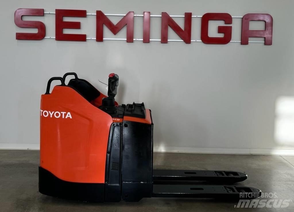 Toyota 10545  LPE200 手摇升降机