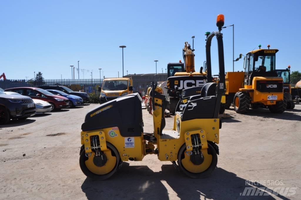 Bomag BW 100 AD M-5 双轮压路机