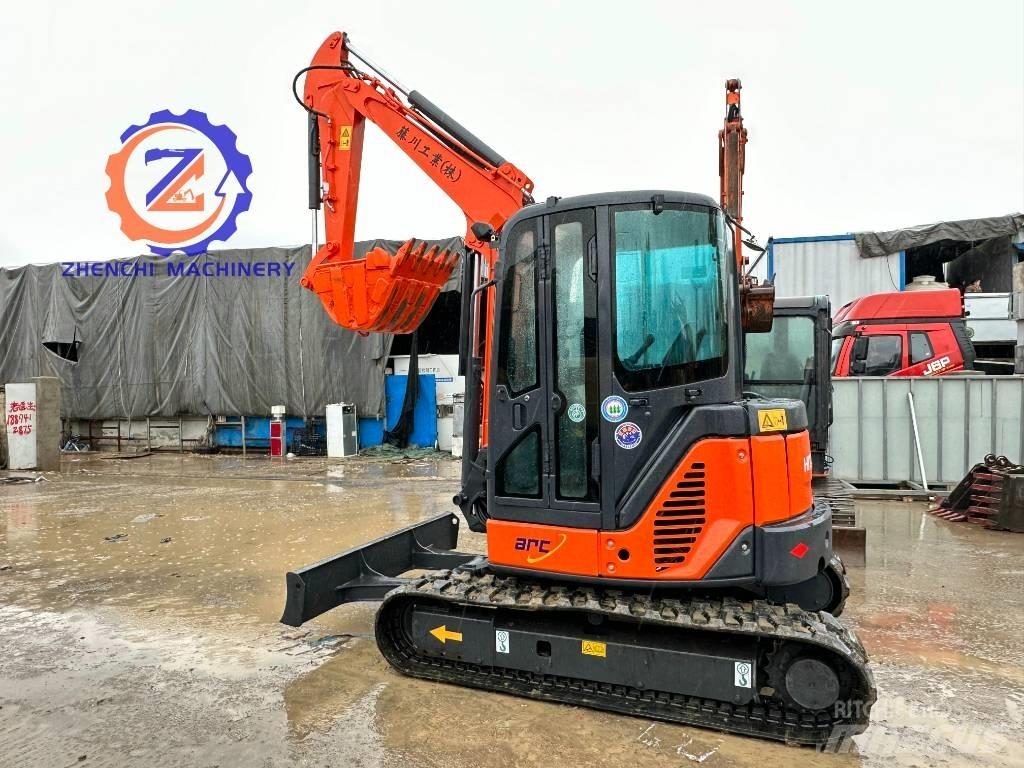 Hitachi ZX 50 小型挖掘机