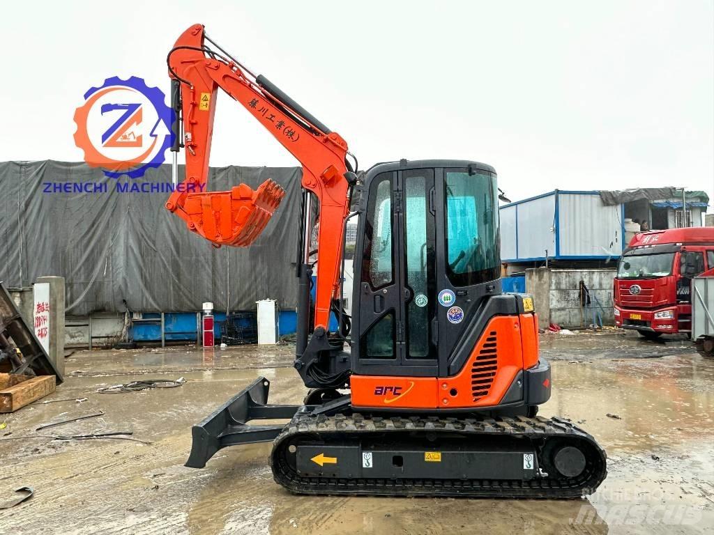 Hitachi ZX 50 小型挖掘机